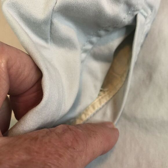 VINCE ROLLED CUFFED SHORTS LIGHT GREY EUC - Picture 4 of 9